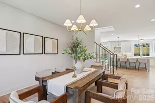 5876 Wedgewood Dr, Charlotte, NC 28210 - Photo 8