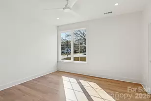 5876 Wedgewood Dr, Charlotte, NC 28210 - Photo 22