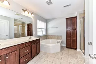 4316 Hubbard Rd, Charlotte, NC 28269 - Photo 28