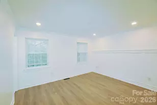 8805 Hunter Ridge Dr, Charlotte, NC 28226 - Photo 12