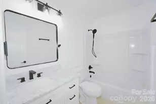 8805 Hunter Ridge Dr, Charlotte, NC 28226 - Photo 14