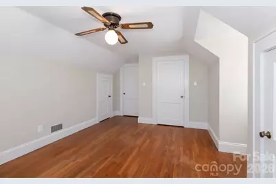 216 31st Avenue NW, Hickory, NC 28601 - Photo 18