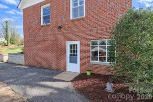 216 31st Ave NW, Hickory, NC 28601 - Photo 36