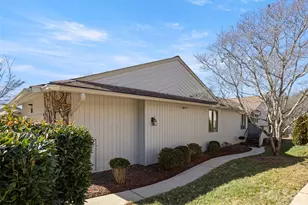 120 Deerlake Dr, Asheville, NC 28803 - Photo 2