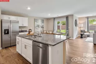 1700 Vanderlyn St, Monroe, NC 28112 - Photo 8