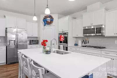 4040 Deep River Way, Waxhaw, NC 28173 - Photo 2