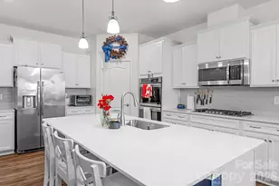 4040 Deep River Wy, Waxhaw, NC 28173 - Photo 2