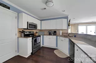 18631 Harborside Dr, Charlotte, NC 28031 - Photo 6