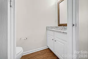 8031 Stoneham Ct, Matthews, NC 28105 - Photo 12