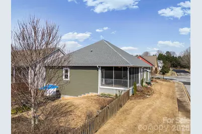 614 Downing Way, Landrum, SC 29356 - Photo 4