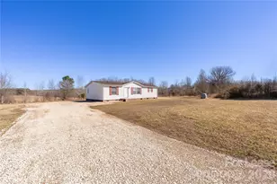 1144 Eulalia Ln, Catawba, NC 28609 - Photo 32