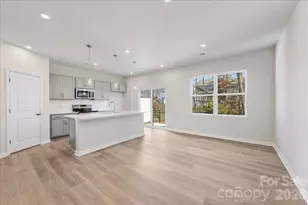 6013 Longar Ln, Charlotte, NC 28269 - Photo 6