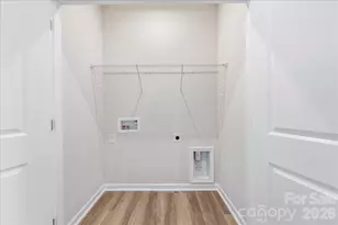 6013 Longar Ln, Charlotte, NC 28269 - Photo 16