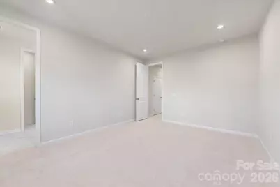 6013 Longar Lane, Charlotte, NC 28269 - Photo 18