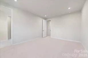 6013 Longar Ln, Charlotte, NC 28269 - Photo 18