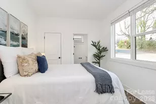 1106 Ivan Dr, Charlotte, NC 28216 - Photo 2