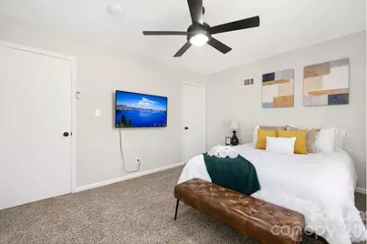 3909 Woodbriar Trail, Charlotte, NC 28205 - Photo 14