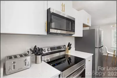 3909 Woodbriar Trail, Charlotte, NC 28205 - Photo 8