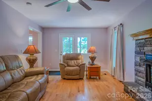 303 Theron Ct, Candler, NC 28715 - Photo 6