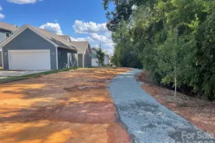 4009 Grommet Ct, Matthews, NC 28105 - Photo 4