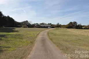 1316 Cornwell Rd, Blackstock, SC 29014 - Photo 2
