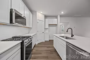 4008 Grommet Ct, Matthews, NC 28105 - Photo 22