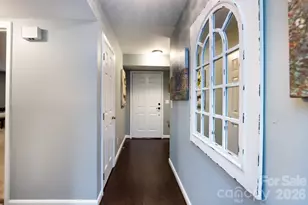 3929 Colony Crossing Dr, Charlotte, NC 28226 - Photo 4