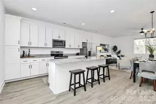 3432 Brookshire Blvd, Charlotte, NC 28216 - Photo 14