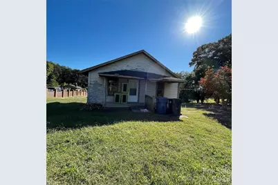 339 29th Avenue Drive NW, Hickory, NC 28601 - Photo 4