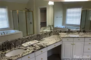 9418 Briarwick Ln, Charlotte, NC 28277 - Photo 34