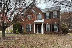 10304 Merlin Meadows Ct, Charlotte, NC 28277 - Photo 2