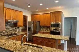 10304 Merlin Meadows Ct, Charlotte, NC 28277 - Photo 8