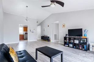 1300 Larchmont Pl, Salisbury, NC 28144 - Photo 6