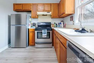 1300 Larchmont Place, Salisbury, NC 28144 - Photo 2