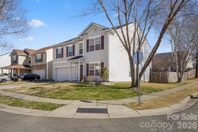 2802 Buckleigh Drive, Charlotte, NC 28215 - Photo 2