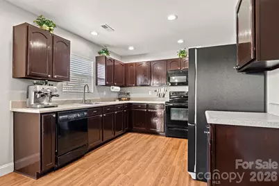 2802 Buckleigh Drive, Charlotte, NC 28215 - Photo 10