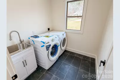 1322 Kensington Circle, Newton, NC 28658 - Photo 42