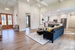 1322 Kensington Cir, Newton, NC 28658 - Photo 8