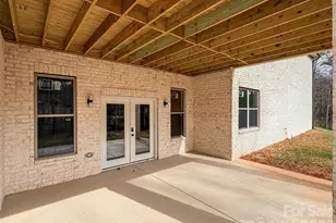 1322 Kensington Cir, Newton, NC 28658 - Photo 44