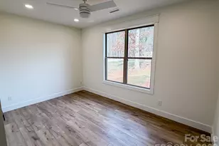 1322 Kensington Cir, Newton, NC 28658 - Photo 36