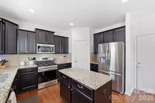 2870 Shale Dr, Davidson, NC 28036 - Photo 16