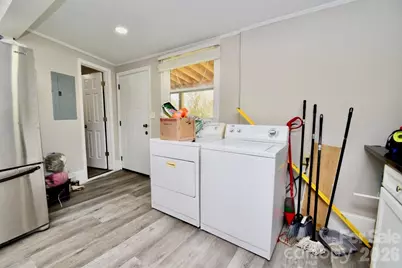 2007 S York Road, Gastonia, NC 28052 - Photo 8