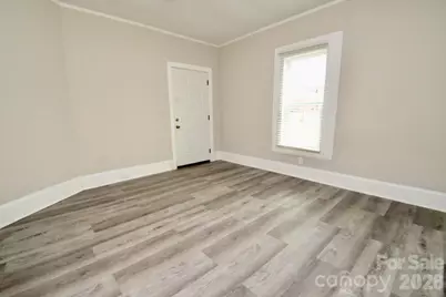 2007 S York Road, Gastonia, NC 28052 - Photo 12