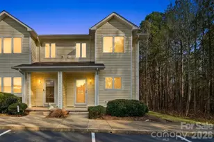 3283 White Oak Ct, Claremont, NC 28610 - Photo 1