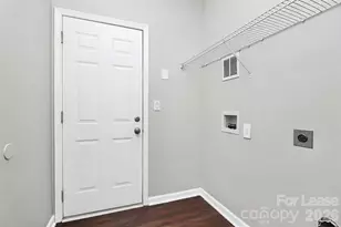 6939 Brachnell View Dr, Charlotte, NC 28269 - Photo 16