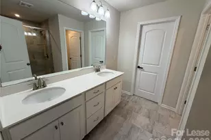 1328 Galloway Rd, Charlotte, NC 28262 - Photo 16