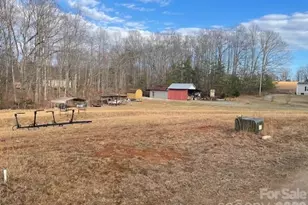 937 Drucilla Church Rd, Dysartsville, NC 28761 - Photo 16