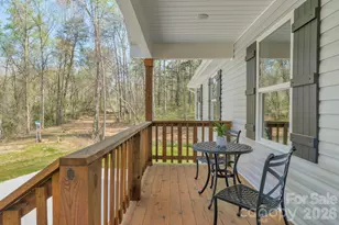 240 Parkland Dr, Forest City, NC 28043 - Photo 2