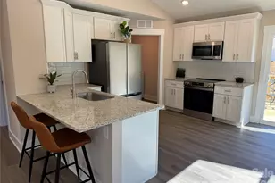 240 Parkland Dr, Forest City, NC 28043 - Photo 4