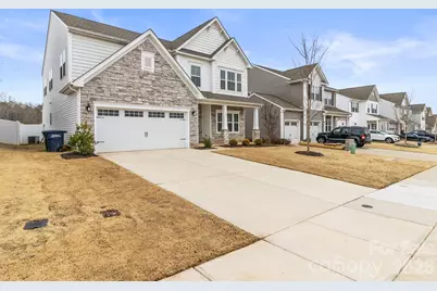 142 Fairfield Drive, Troutman, NC 28166 - Photo 2